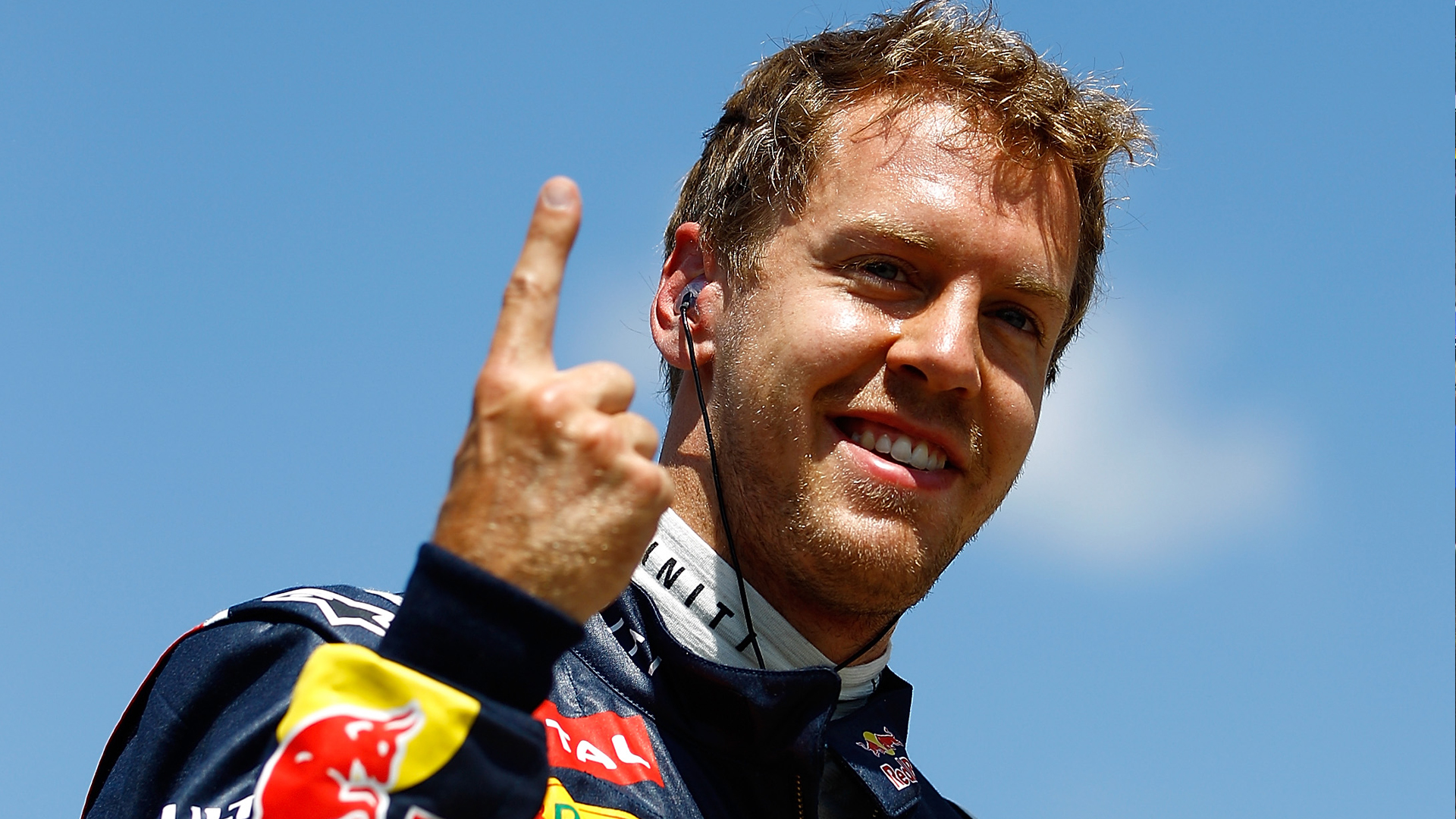 Sebastian Vettel confirms talks with Red Bull for a possible return in the future (Images from @redbullracing on X)