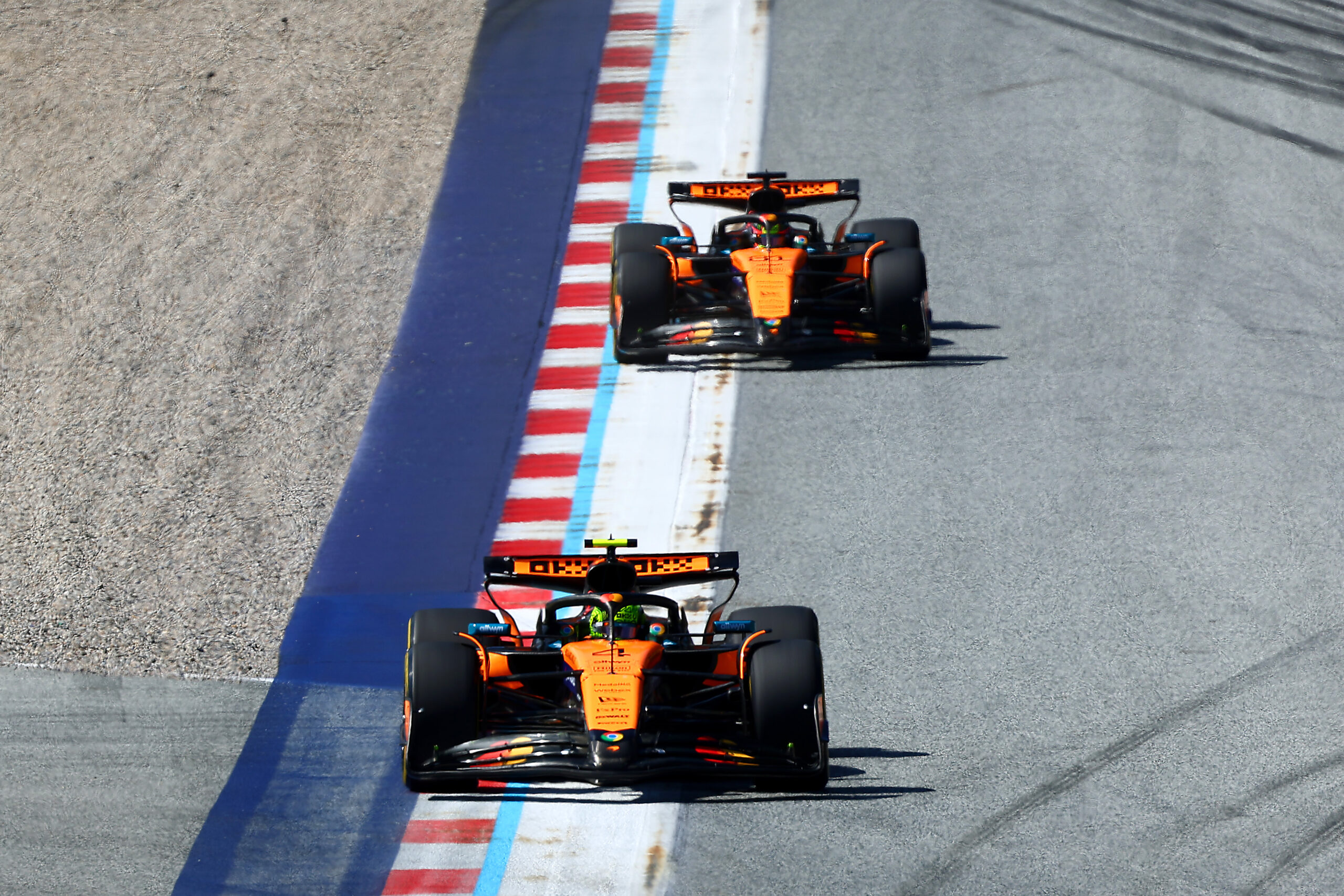 Understanding "dirty air" in F1 (Images from @F1 on X)